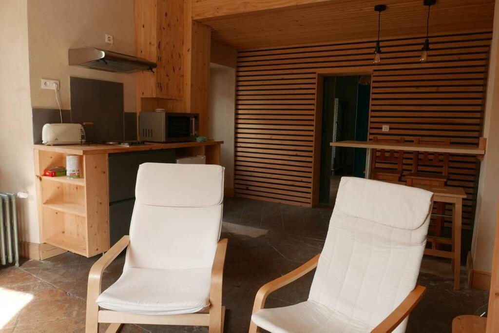 Joli Appartement Confortable Renove Style Cosy Saint-Martin-de-la-Porte Exterior photo